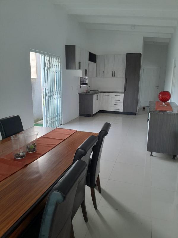 6 Bedroom Property for Sale in Uvongo KwaZulu-Natal