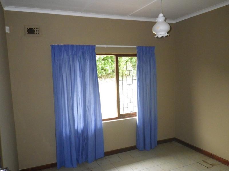3 Bedroom Property for Sale in Port Edward KwaZulu-Natal