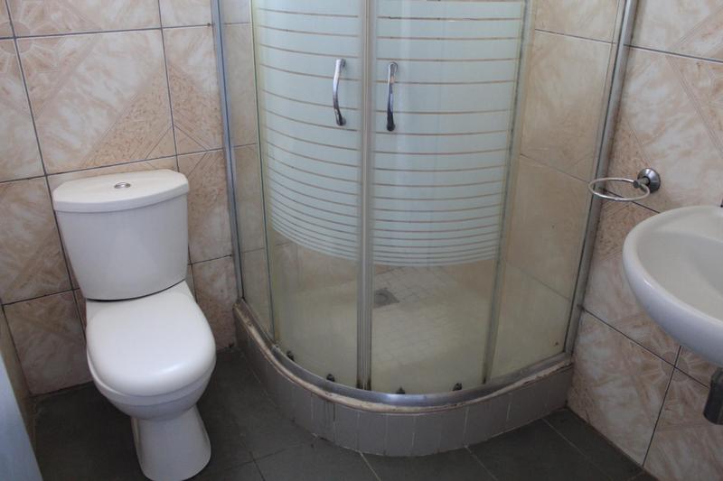 To Let 2 Bedroom Property for Rent in Acaciaville KwaZulu-Natal