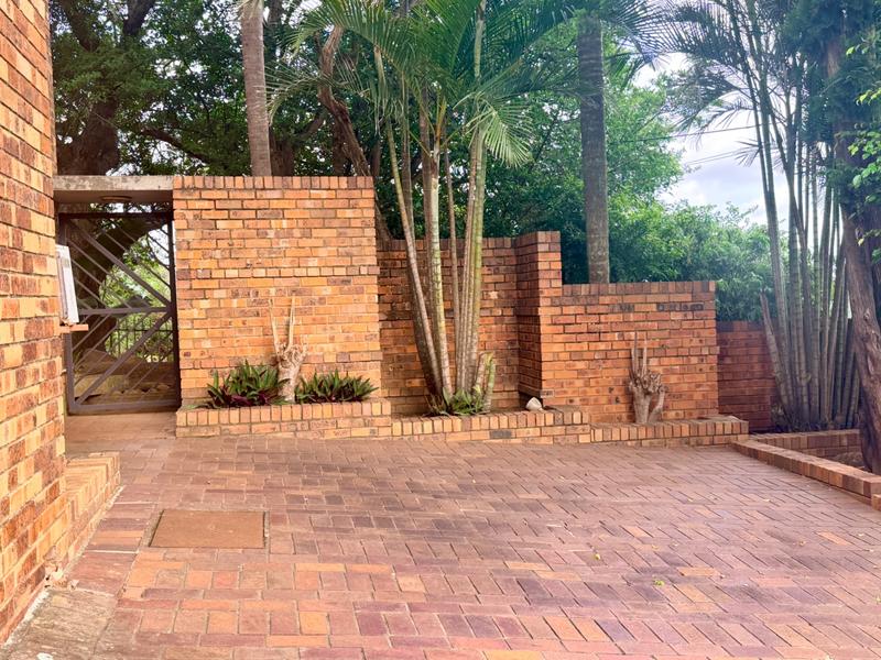 4 Bedroom Property for Sale in Reservoir Hills KwaZulu-Natal