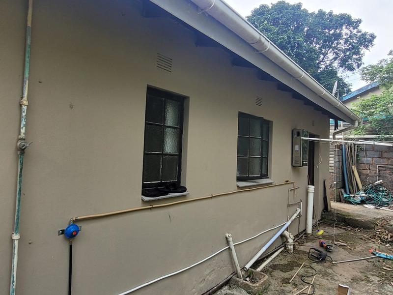 To Let 2 Bedroom Property for Rent in Umkomaas KwaZulu-Natal
