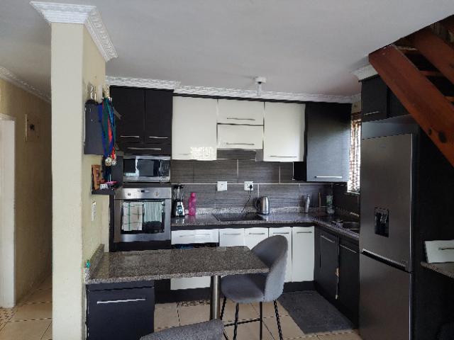 3 Bedroom Property for Sale in Amanzimtoti KwaZulu-Natal