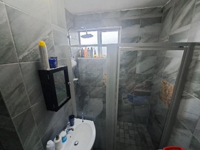 1 Bedroom Property for Sale in Doonside KwaZulu-Natal