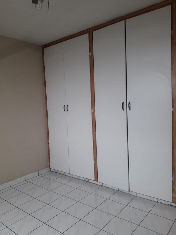 To Let 3 Bedroom Property for Rent in Montclair KwaZulu-Natal