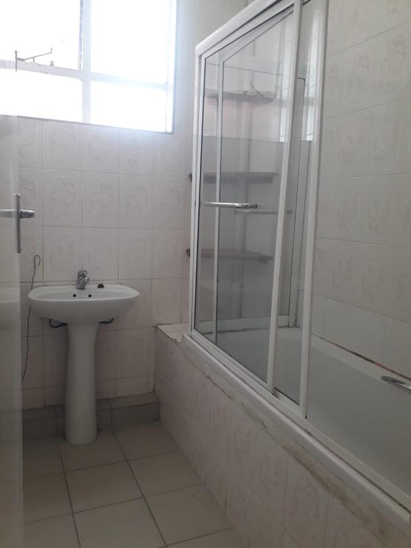 To Let 3 Bedroom Property for Rent in Montclair KwaZulu-Natal