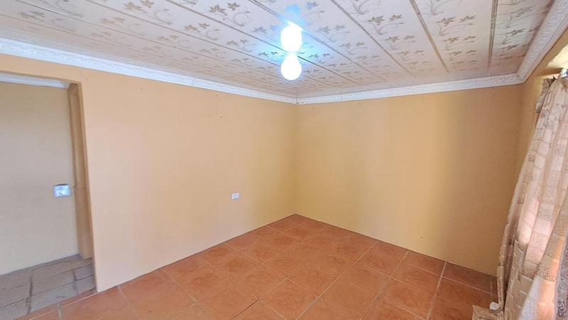 To Let 2 Bedroom Property for Rent in Umlazi KwaZulu-Natal