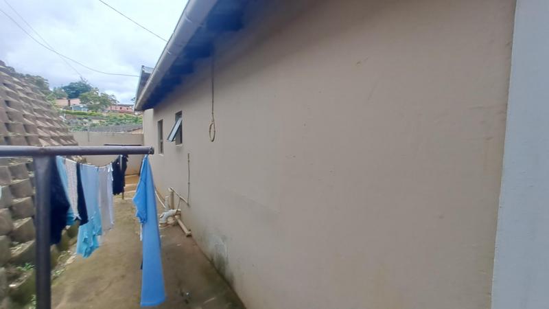 2 Bedroom Property for Sale in Umlazi KwaZulu-Natal