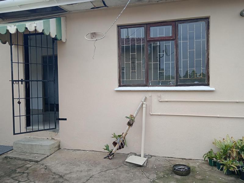 To Let 1 Bedroom Property for Rent in Sunford KwaZulu-Natal