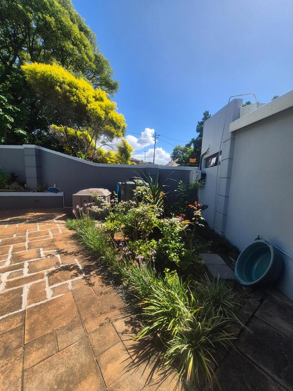 To Let 3 Bedroom Property for Rent in Durban North KwaZulu-Natal