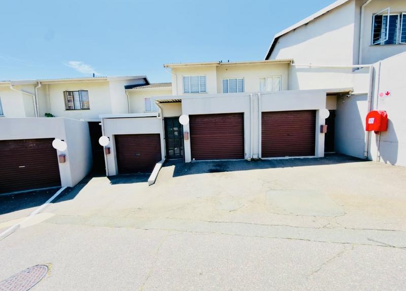 3 Bedroom Property for Sale in Brighton Beach KwaZulu-Natal