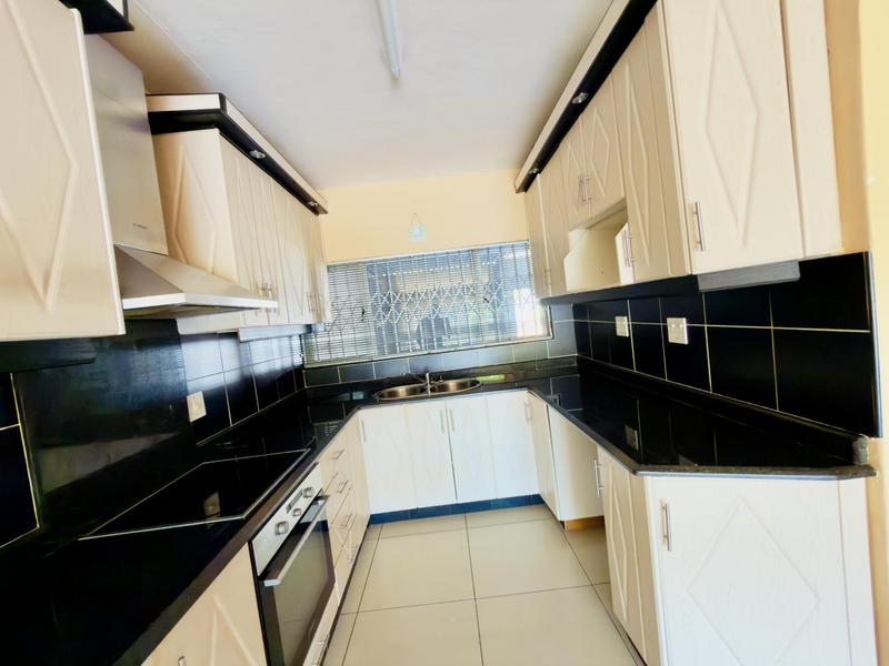 3 Bedroom Property for Sale in Brighton Beach KwaZulu-Natal