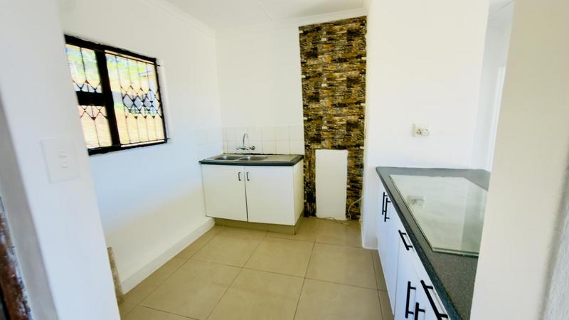 2 Bedroom Property for Sale in Southgate KwaZulu-Natal