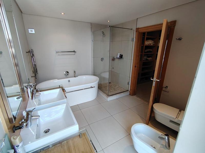 2 Bedroom Property for Sale in Umhlanga KwaZulu-Natal