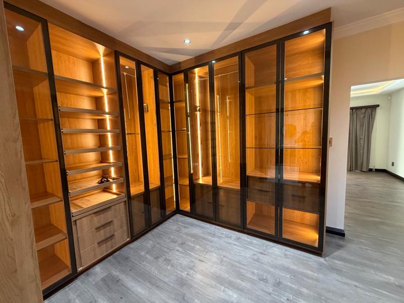 4 Bedroom Property for Sale in Izinga KwaZulu-Natal