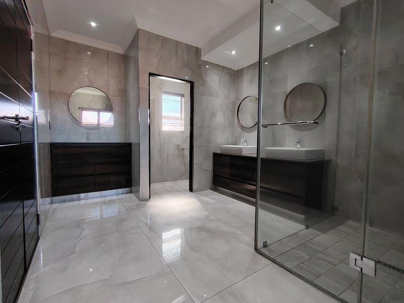 4 Bedroom Property for Sale in Izinga KwaZulu-Natal