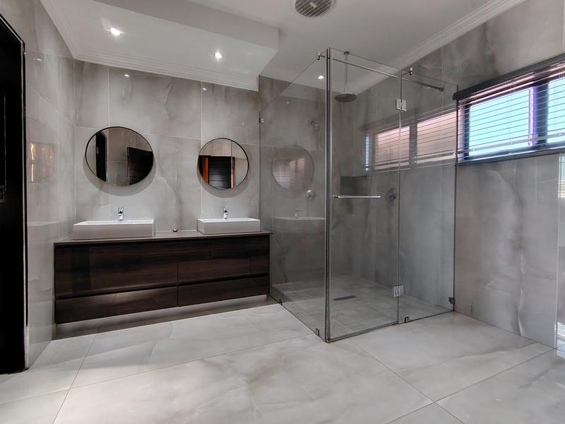 4 Bedroom Property for Sale in Izinga KwaZulu-Natal