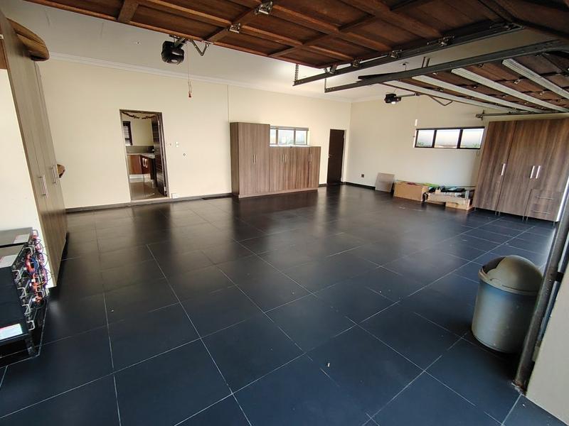 4 Bedroom Property for Sale in Izinga KwaZulu-Natal