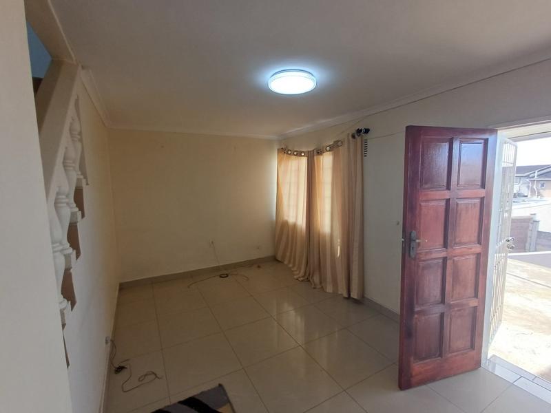 2 Bedroom Property for Sale in Lenham KwaZulu-Natal