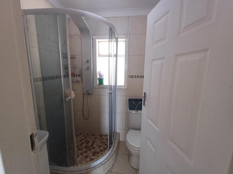 2 Bedroom Property for Sale in Lenham KwaZulu-Natal