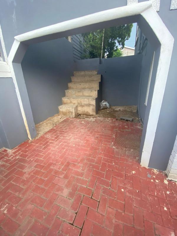 4 Bedroom Property for Sale in Northcroft KwaZulu-Natal