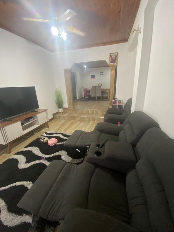 4 Bedroom Property for Sale in Northcroft KwaZulu-Natal