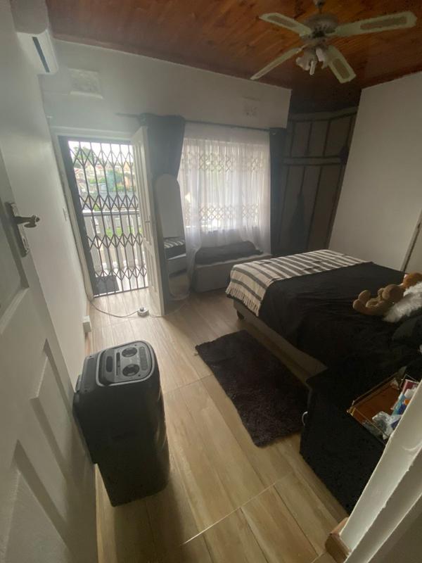 4 Bedroom Property for Sale in Northcroft KwaZulu-Natal