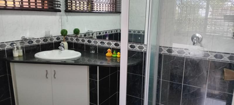 4 Bedroom Property for Sale in Reservoir Hills KwaZulu-Natal