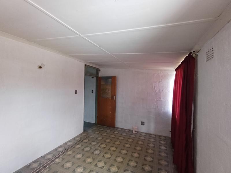 2 Bedroom Property for Sale in Stonebridge KwaZulu-Natal