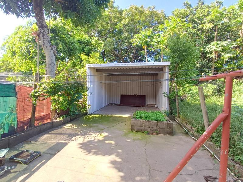 2 Bedroom Property for Sale in Stonebridge KwaZulu-Natal