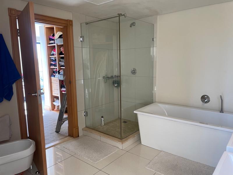 2 Bedroom Property for Sale in Umhlanga KwaZulu-Natal