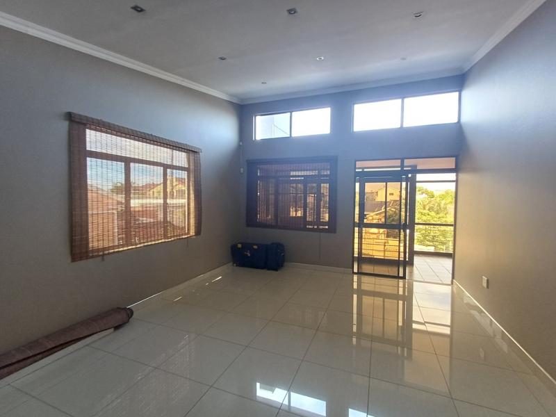 6 Bedroom Property for Sale in Woodview KwaZulu-Natal