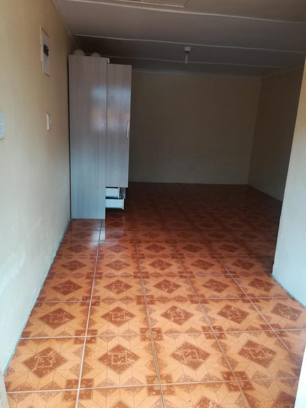 To Let 2 Bedroom Property for Rent in Brookdale KwaZulu-Natal