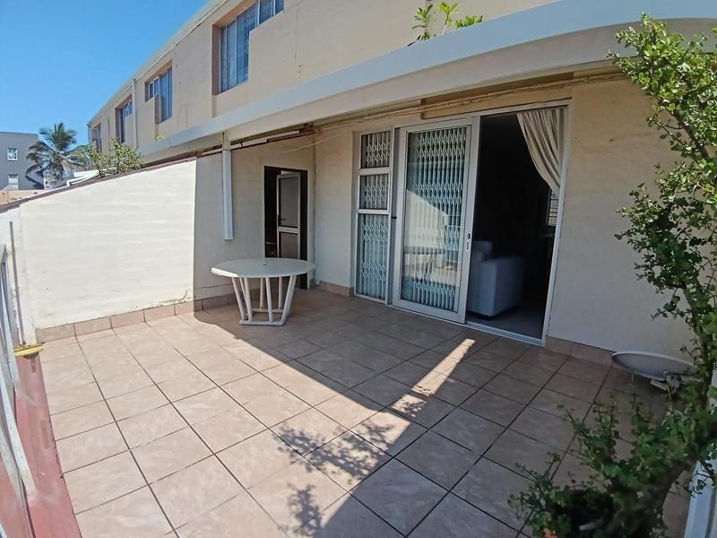 2 Bedroom Property for Sale in Margate Beach KwaZulu-Natal