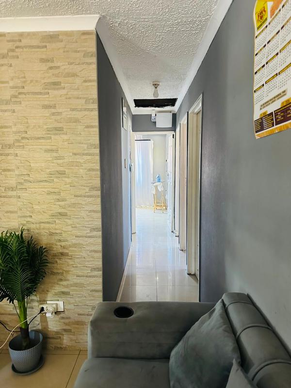 3 Bedroom Property for Sale in Ntuzuma KwaZulu-Natal