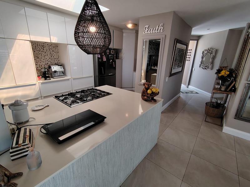 3 Bedroom Property for Sale in Umhlanga KwaZulu-Natal