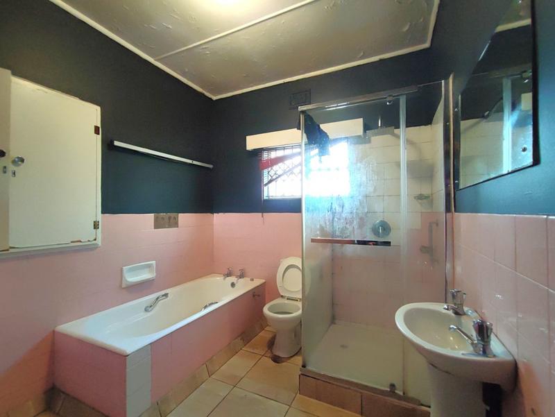 9 Bedroom Property for Sale in Scottsville KwaZulu-Natal