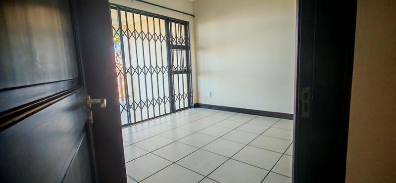 To Let 3 Bedroom Property for Rent in Shelly Beach KwaZulu-Natal