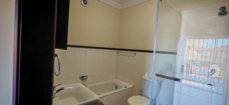 To Let 3 Bedroom Property for Rent in Shelly Beach KwaZulu-Natal