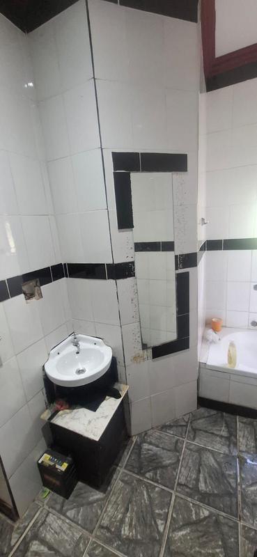 To Let 4 Bedroom Property for Rent in Klaarwater KwaZulu-Natal