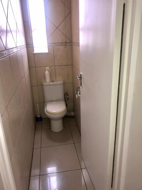 2 Bedroom Property for Sale in Morningside KwaZulu-Natal