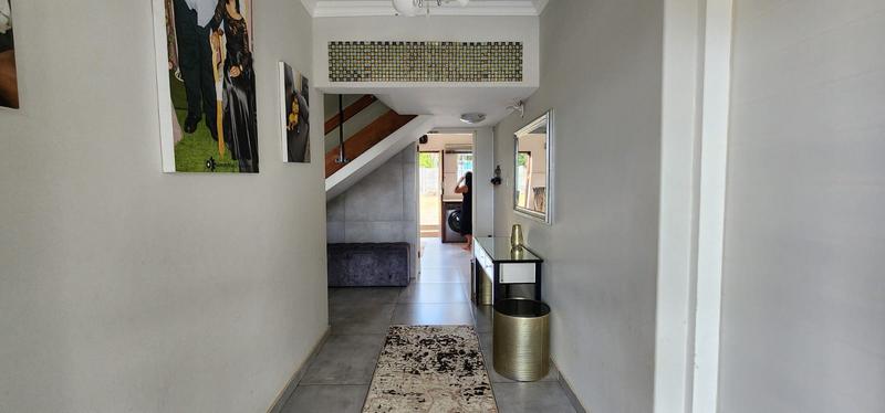 5 Bedroom Property for Sale in Widenham KwaZulu-Natal