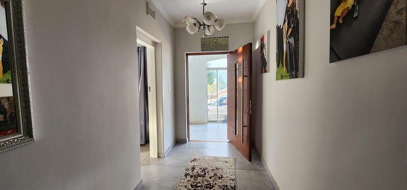 5 Bedroom Property for Sale in Widenham KwaZulu-Natal