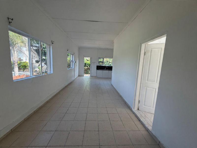 To Let 1 Bedroom Property for Rent in Herrwood Park KwaZulu-Natal