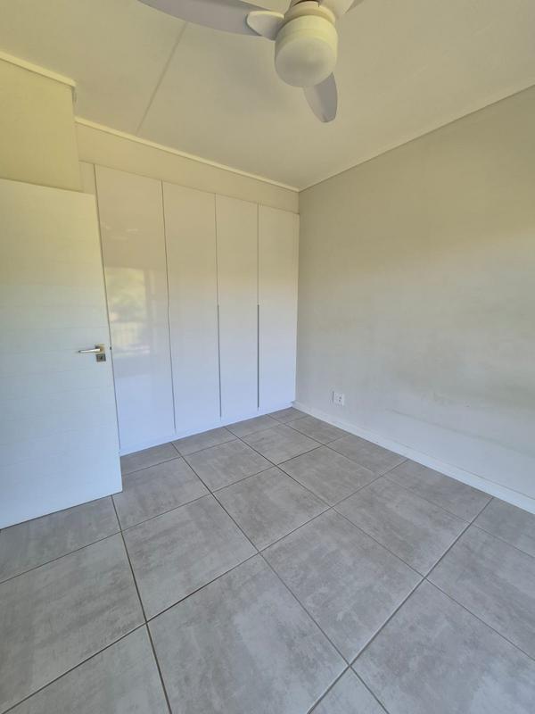 To Let 3 Bedroom Property for Rent in Izinga Ridge KwaZulu-Natal