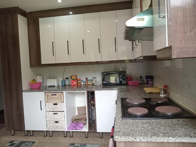 2 Bedroom Property for Sale in Uvongo KwaZulu-Natal