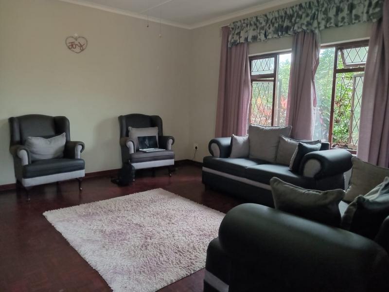 2 Bedroom Property for Sale in Uvongo KwaZulu-Natal