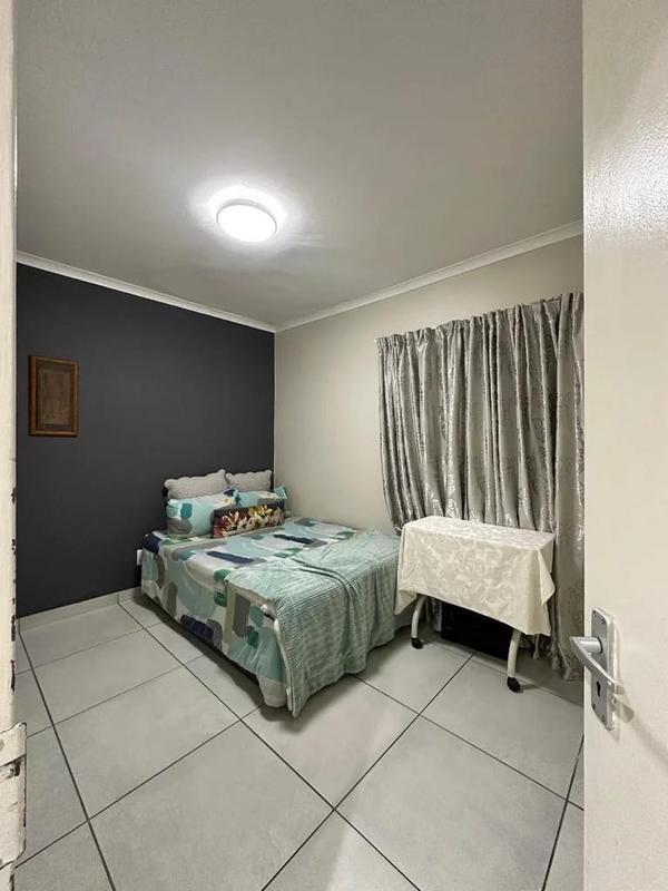 To Let 2 Bedroom Property for Rent in Umhlanga Ridge KwaZulu-Natal