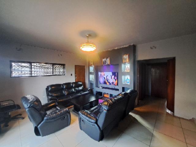 2 Bedroom Property for Sale in Umkomaas KwaZulu-Natal