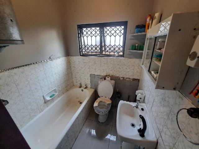 2 Bedroom Property for Sale in Umkomaas KwaZulu-Natal