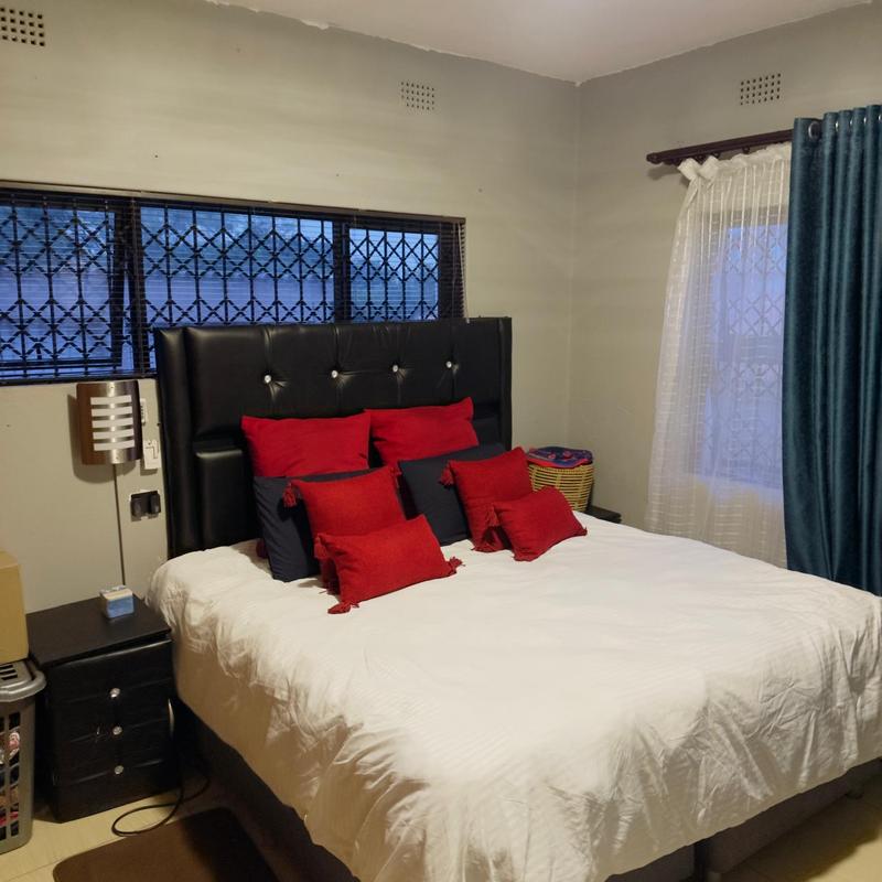 2 Bedroom Property for Sale in Umkomaas KwaZulu-Natal